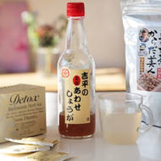 No. 27: Spring 2008 Beauty Trends (3) Food: Organic Drinks