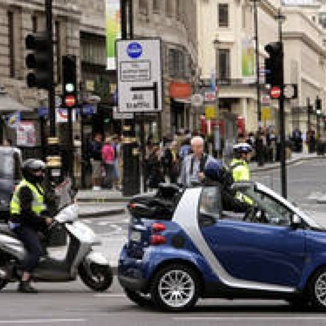 Smart fortwo | The 18th Installment (Part 2) | "Smart makes you smart"