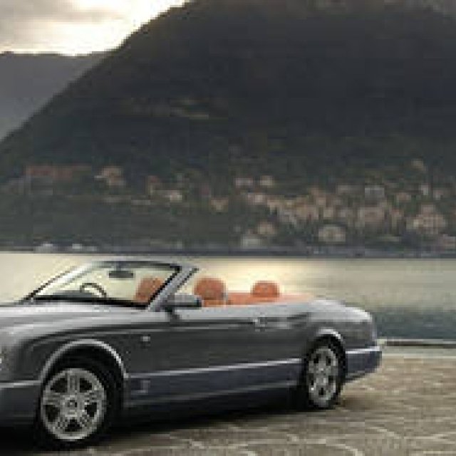 BENTLEY AZURE T | Bentley Unveils the Azure T at the Los Angeles Auto Show