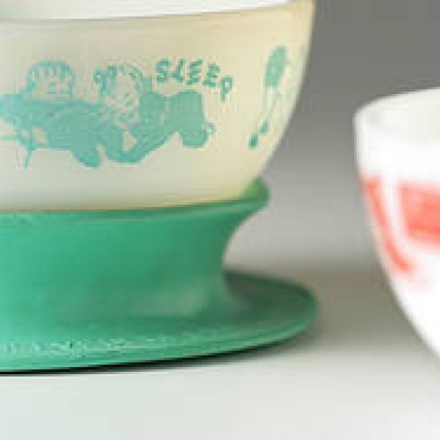 The 9th: Family Happiness Embodied in Children's Glassware