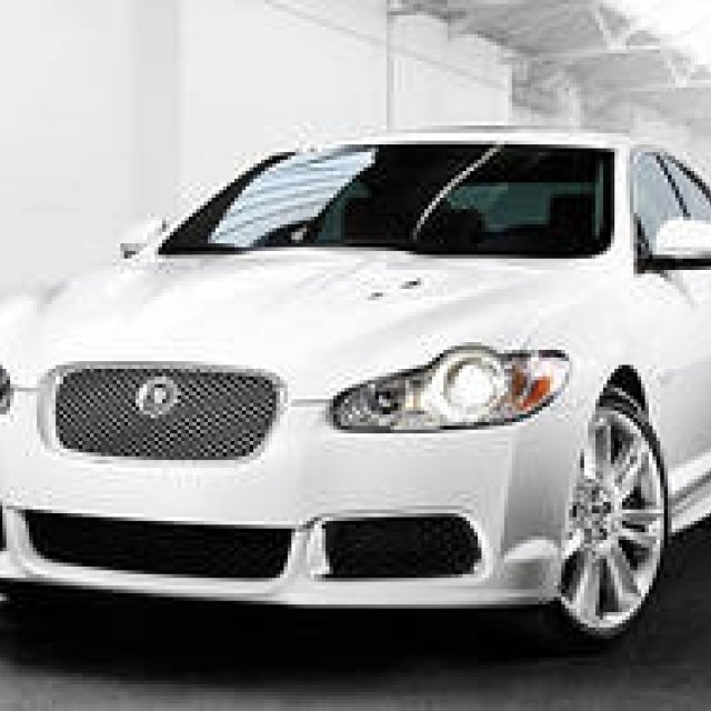 Jaguar XFR: The Most Powerful Version of the XF Series Arrives