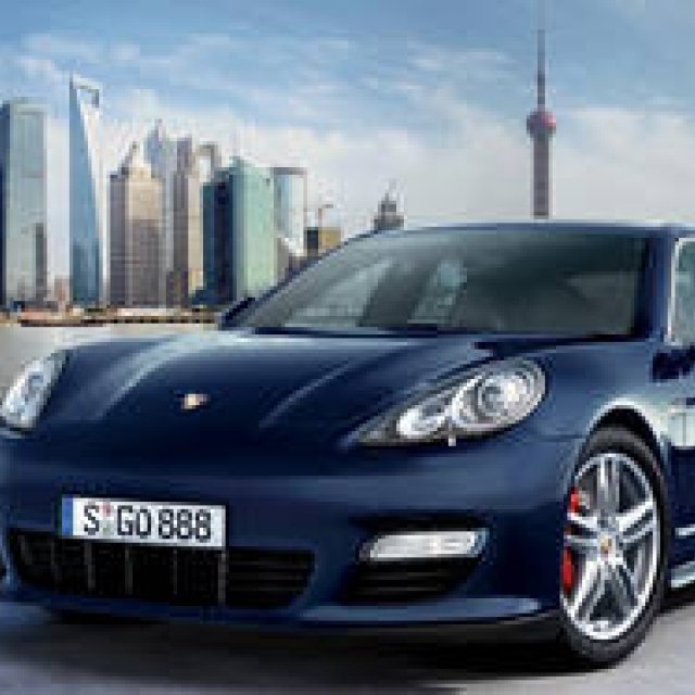 PORSCHE PANAMERA | Porsche's Fourth Model, Finally Arrives