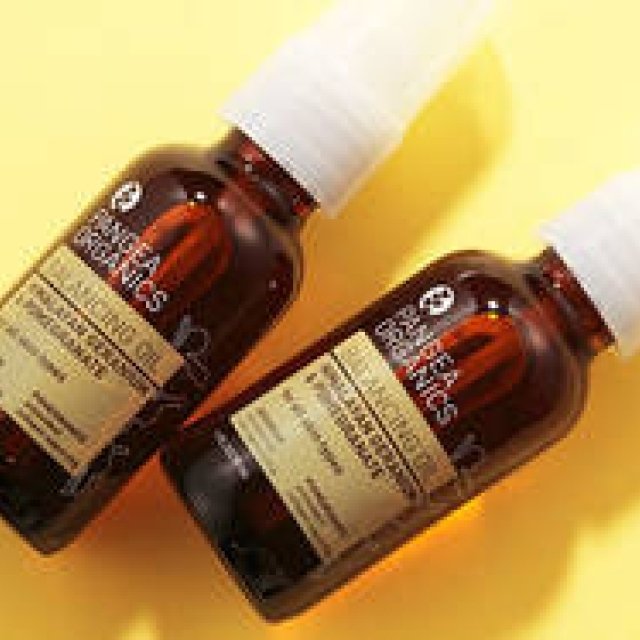 Pangea Organics Launches New Balancing Facial Oil (GP)
