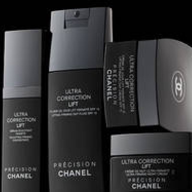 Chanel introduces "Extrême Collection Fermeté"
