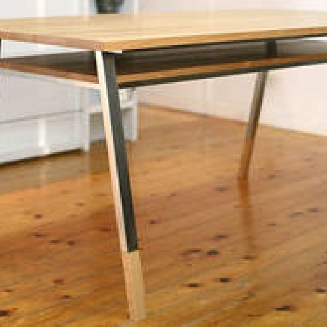 PRODUCTS | The Dining Table with a Shelf, "Norito Table"