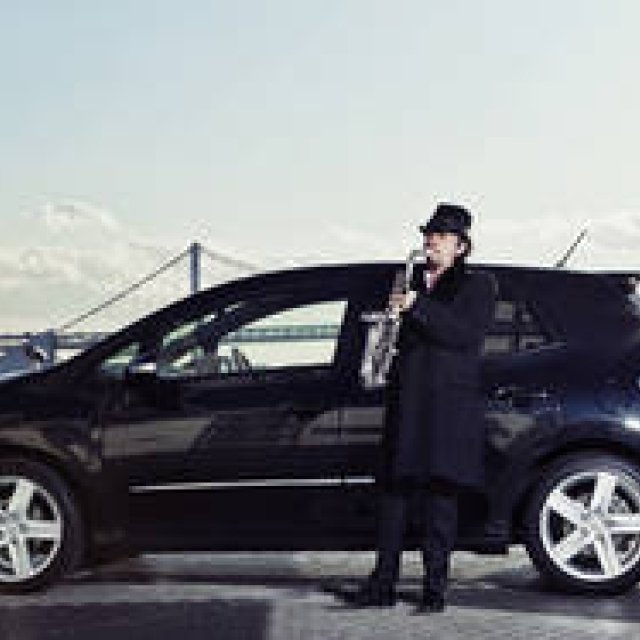 Chapter 4 TOYOTA BLADE meets Music | Naruyoshi Kikuchi selects exquisite driving music