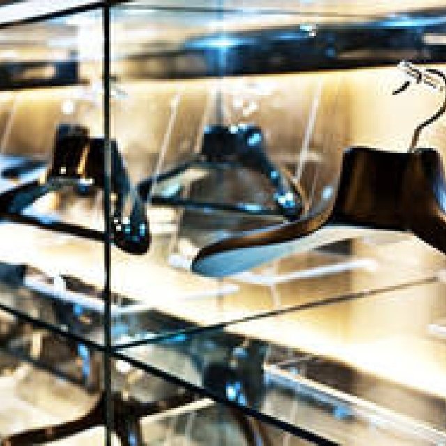 ISETAN Men's Residence Newsletter April 2010 | ISETAN MEN'S - Men's Building