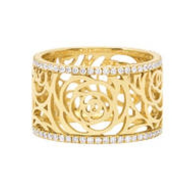 CHANEL | Chanel's Eternal Flower, the "Camélia Collection"