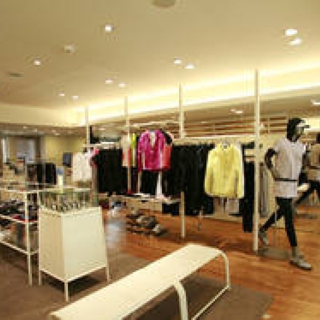 Running Feature: Mizuno Shop Harajuku, a Specialty Store Dedicated to Running