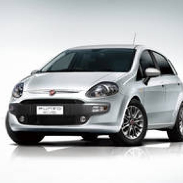 FIAT PUNTO EVO | The Eco-Friendly Punto with a Refreshed Design