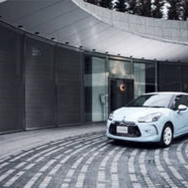 CITROEN DS3 (Tokyo Edition) | In Search of Beautifully Designed, Comfortable Spaces