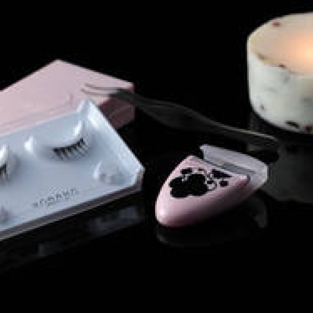 KOBAKO | Early Release: "Christmas Eye Box" at Isetan Shinjuku