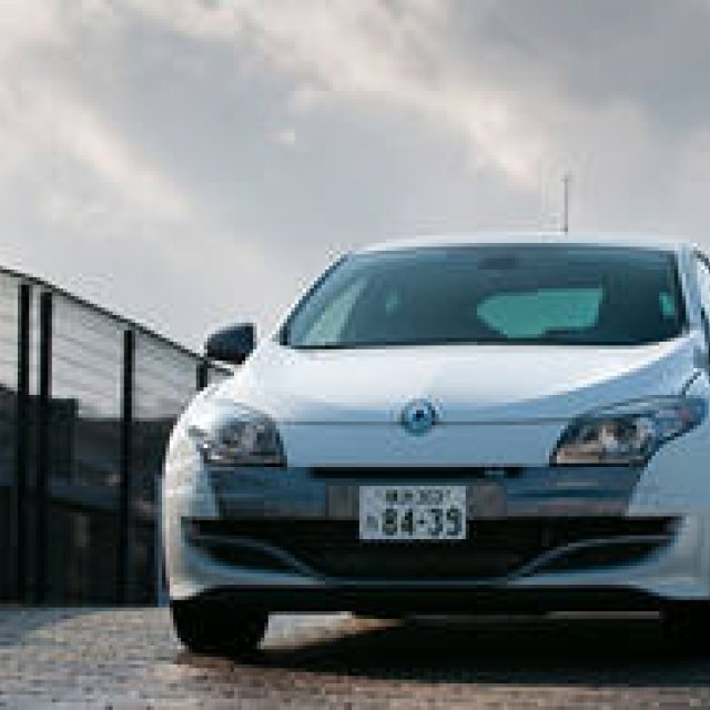 RENAULT MEGANE RENAULT SPORT: A Test Drive Impression