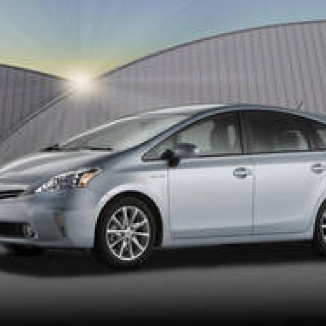 TOYOTA Prius v | Toyota Prius v Exhibition