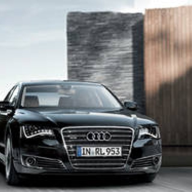 Audi A8 L W12 quattro
