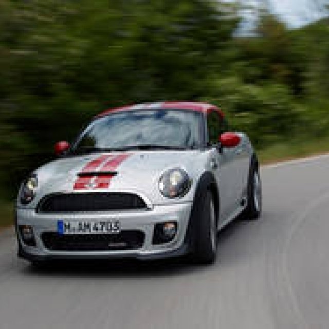MINI Coupe: Details and movie now available.