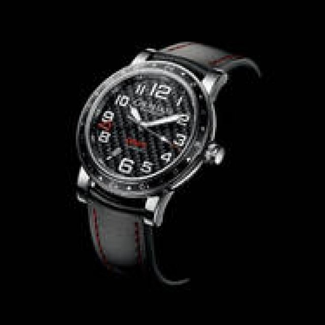 GRAHAM: A Slim GMT Model, Distinct from Their Traditionally Bulky Timepieces, is Here