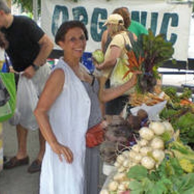 Munemi | Munemi Meets Rajaa Chbani - Part 1: “Eat healthy, live well, be beautiful inside out.”