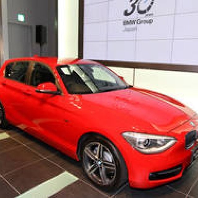BMW 1 Series | The New BMW 1 Series Arrives in Japan!