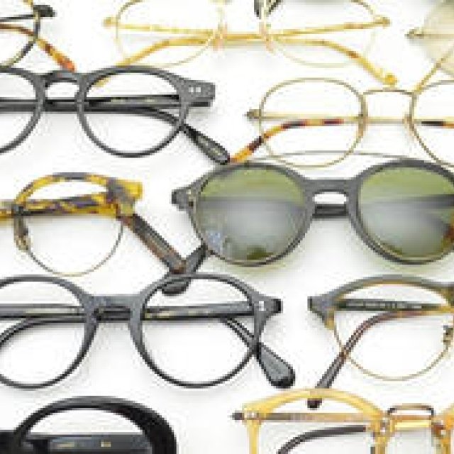 Continuer | The early collection from "Oliver Peoples," created at the company's founding.