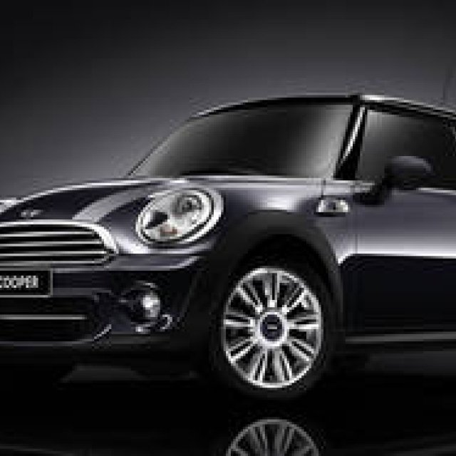 MINI CRYSTAL | A special edition model featuring an elegantly adorned interior and exterior has arrived