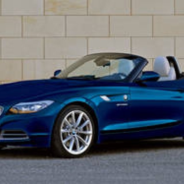 BMW Z4 | Addition of models equipped with TwinPower Turbo engines
