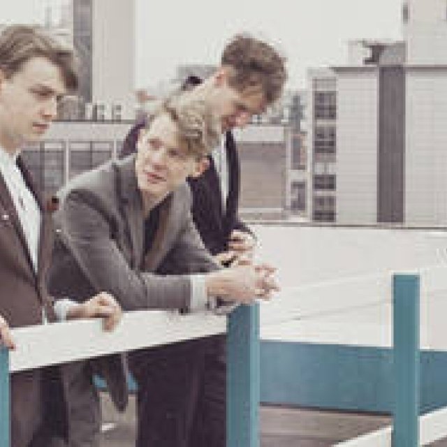 BURBERRY | UK Band THE CROOKES Performs Live at Burberry Omotesando