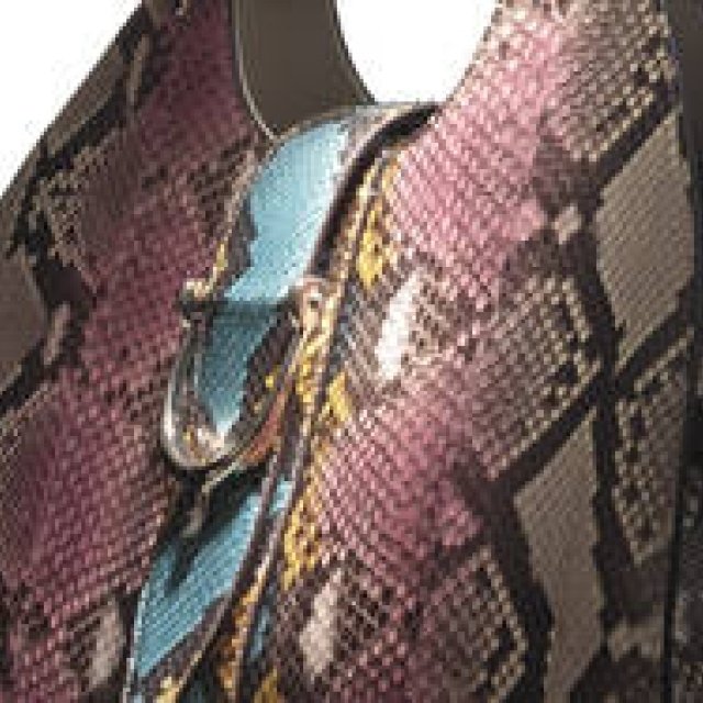 GUCCI | Vivid Python Captivates in New Ginza Exclusive Bag