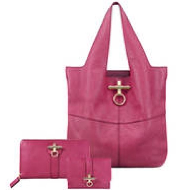 Givenchy by Riccardo Tisci: Christmas Fair at Ginza Mitsukoshi