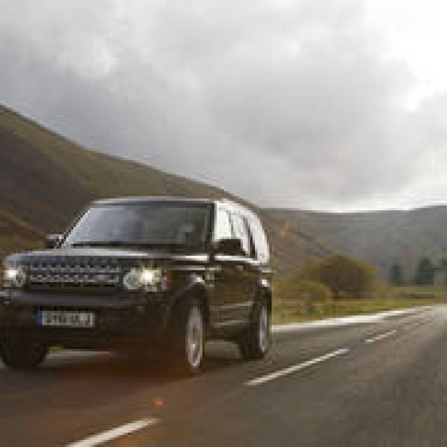 Fourth-Generation "Land Rover Discovery 4" Now on Sale | LAND ROVER
