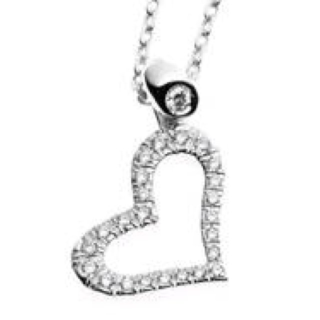 PIAGET | Heart pendant released for Christmas