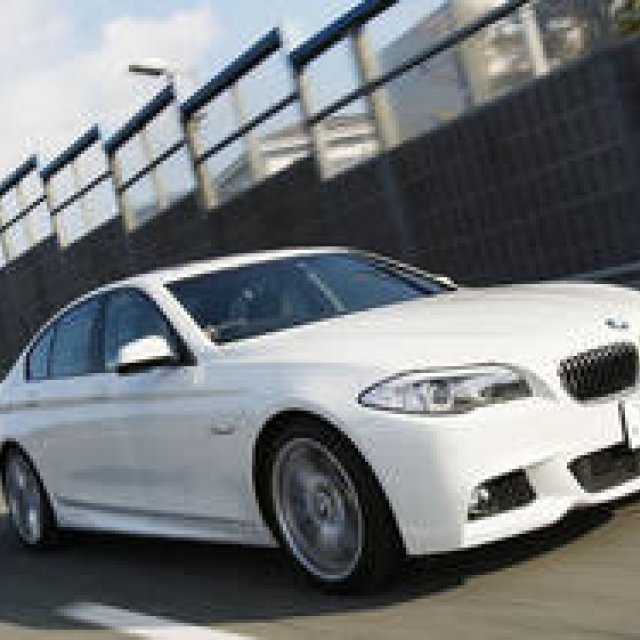 A Drive in the BMW 5 Series, the Backbone of BMW