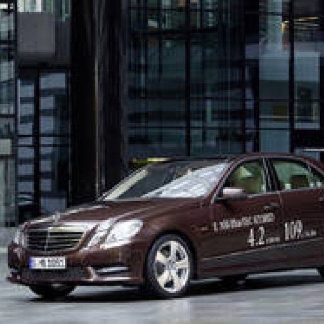The Wave of Hybridization in the E-Class | Mercedes-Benz