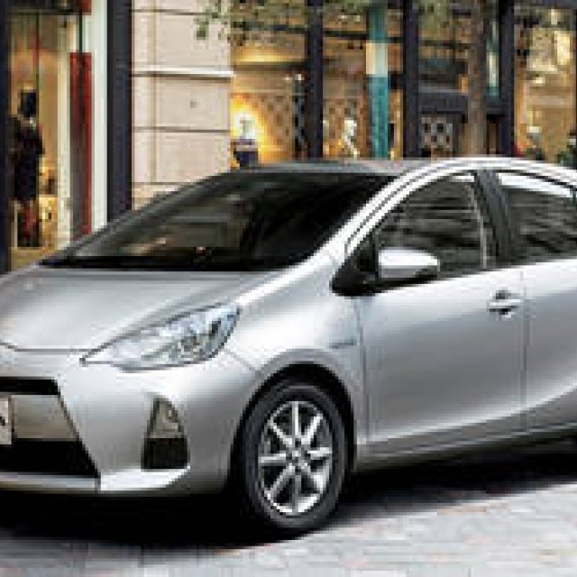 Prius's little brother "Aqua" debuts! | Toyota Aqua | TOYOTA AQUA