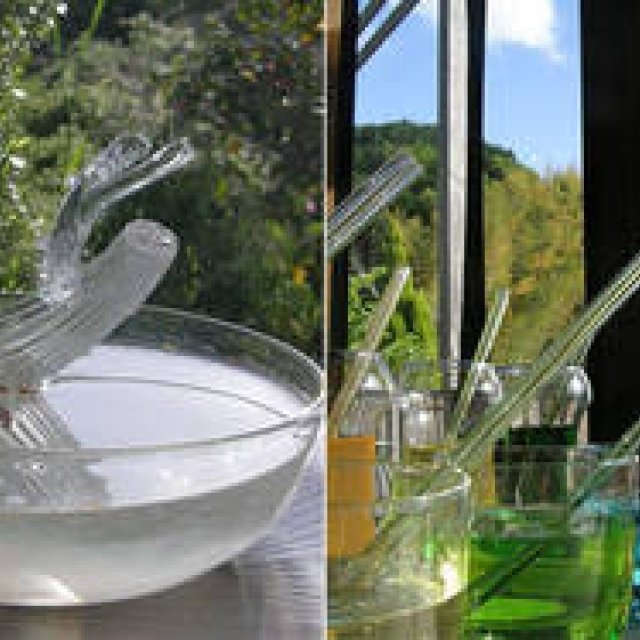 fresco | Glass Design Workshop Held During Golden Week