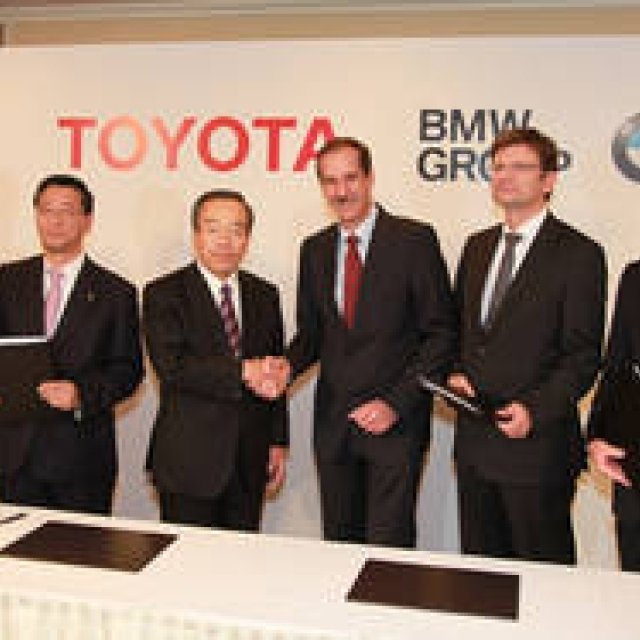 Toyota and BMW Begin Joint Research on Battery Technology