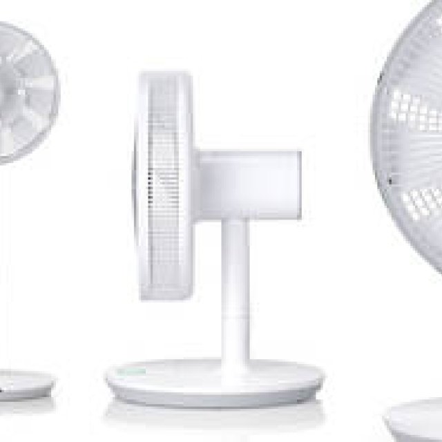BALMUDA: GreenFan2 Energy-Saving Fan Now in "White x Gray"