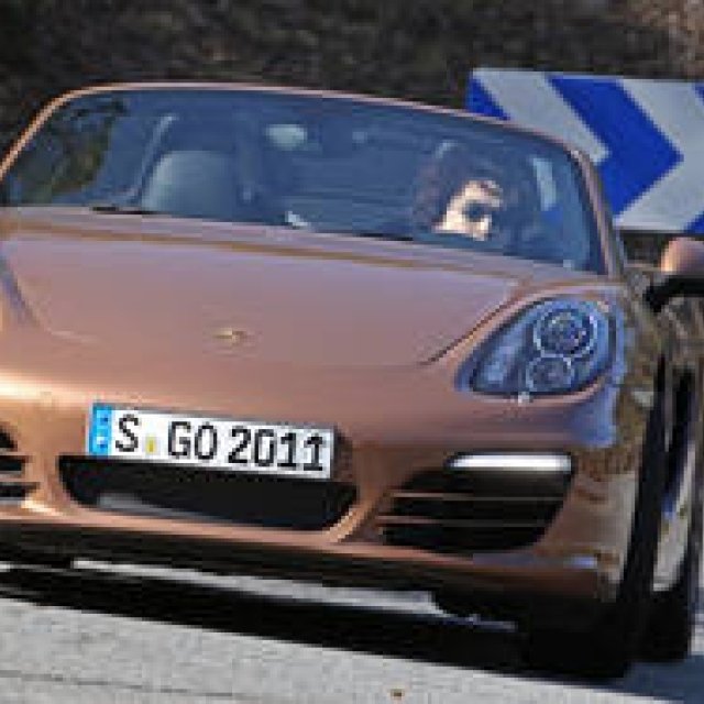 島下泰久ポルシェ ボクスター海外試乗記｜Porsche