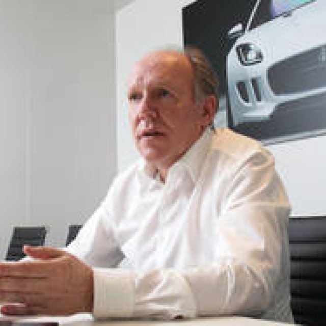 An Interview with the Designer of the Jaguar F-Type | Jaguar