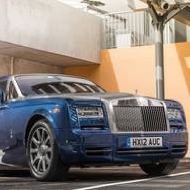 Rolls-Royce Phantom Series II Introduced Domestically