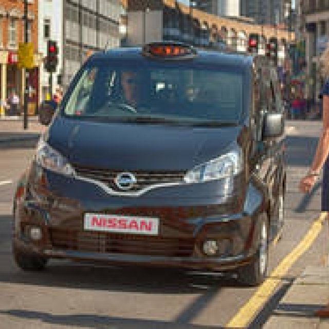 Nissan NV200 Taxi Hits the Streets of London!!