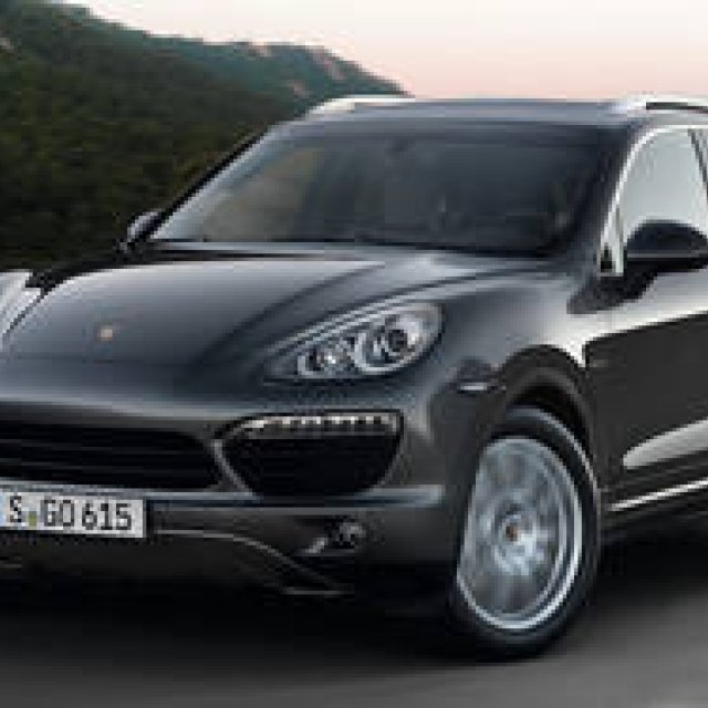 Porsche Announces the V8 Twin-Turbo Diesel "Cayenne S"