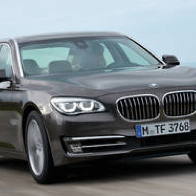 Revised 7 Series Launched in Japan | BMW