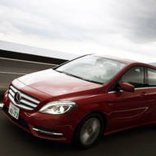 Test Drive of the New Mercedes-Benz B-Class | Mercedes-Benz