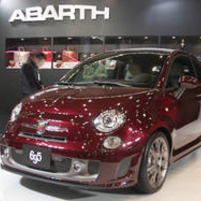 Maserati and Abarth Collaboration Model Arrives in Japan | ABARTH