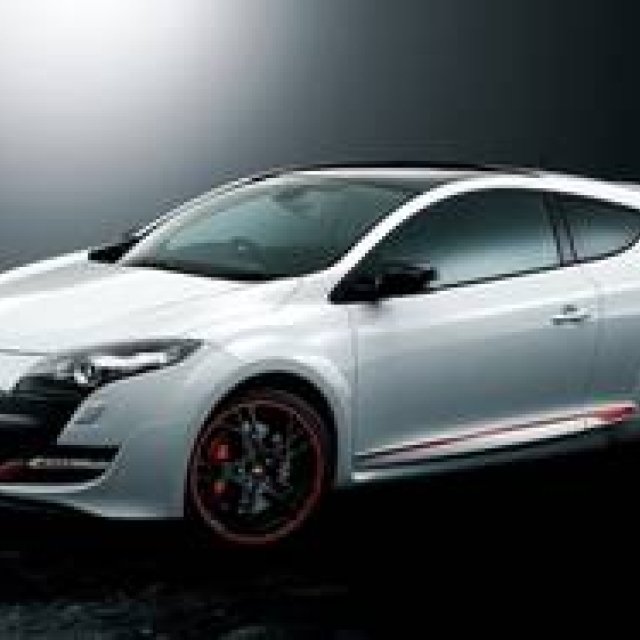 Mégane R.S. Gains Eco-Friendly Equipment | Renault