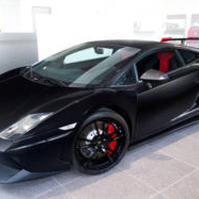 World's Fastest Gallardo Arrives, Limited to 3 Units in Japan | Lamborghini