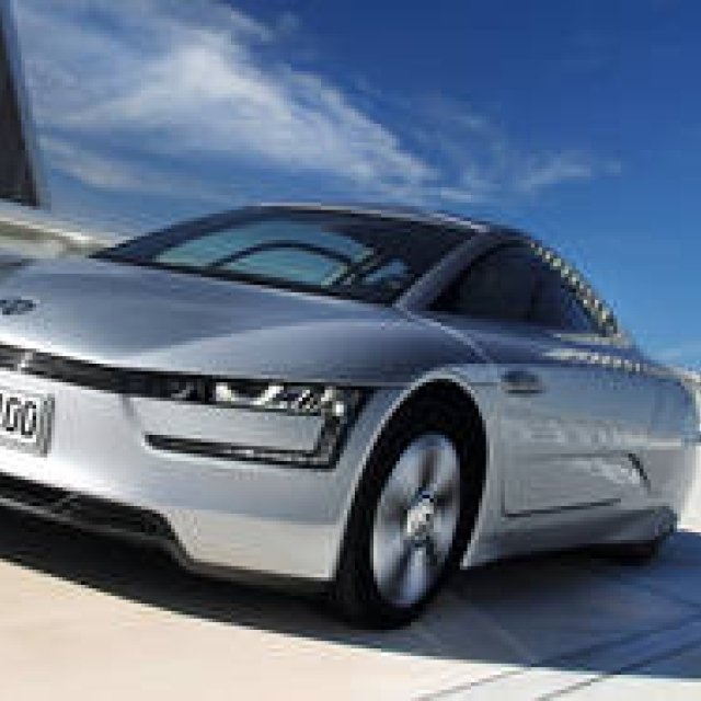 Volkswagen Unveils the XL1: 100 Kilometers Per Liter | Volkswagen