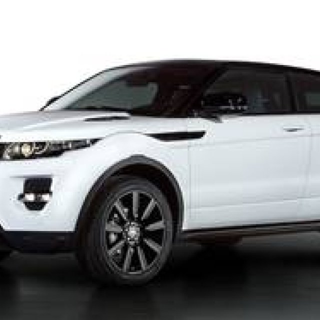 Introducing the Evoque Black Design Pack | Range Rover