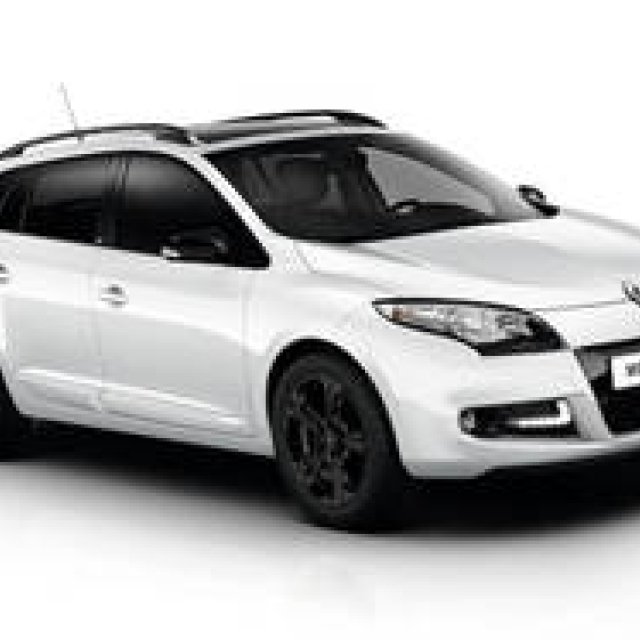 High-Powered "GT220" Arrives for the Megane Estate | Renault